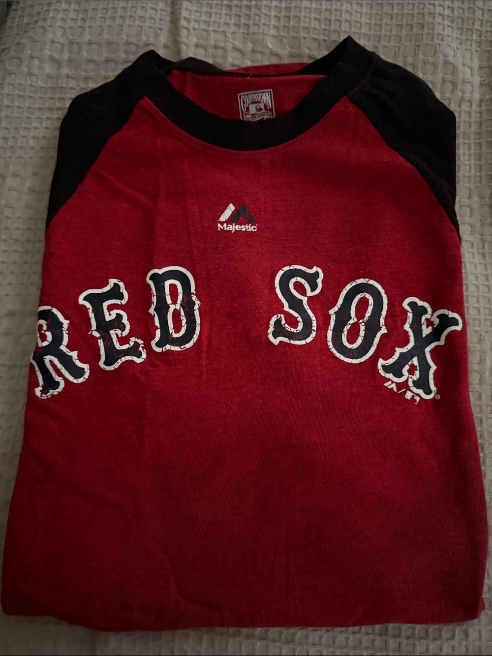 Majestic Red Sox Youth Raglan Tee in Red and Black